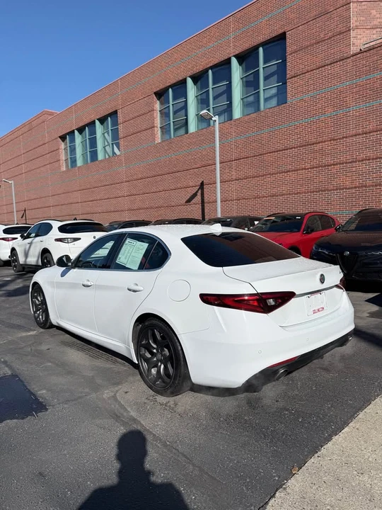 2019 Alfa Romeo Giulia - Image 2 of 13