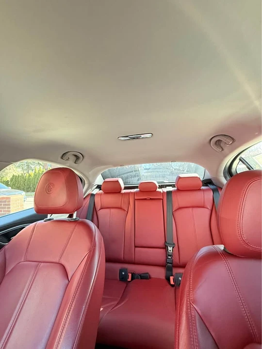 2019 Alfa Romeo Giulia - Image 10 of 13
