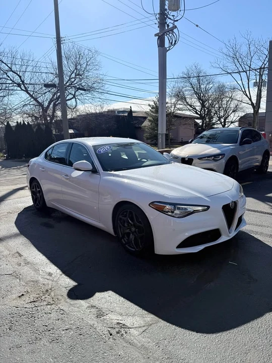 2019 Alfa Romeo Giulia - Image 4 of 13