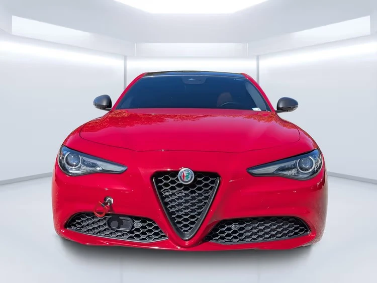 2019 Alfa Romeo Giulia - Image 6 of 12