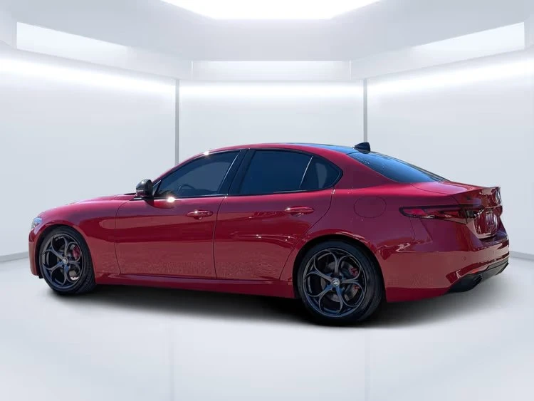 2019 Alfa Romeo Giulia - Image 2 of 12