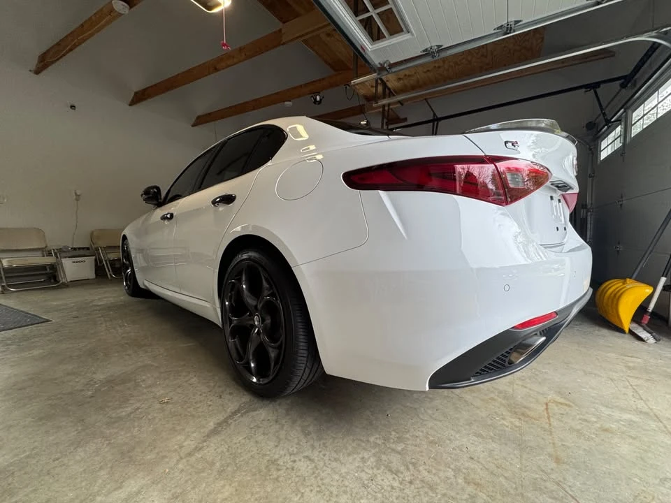 2019 Alfa Romeo Giulia - Image 6 of 18