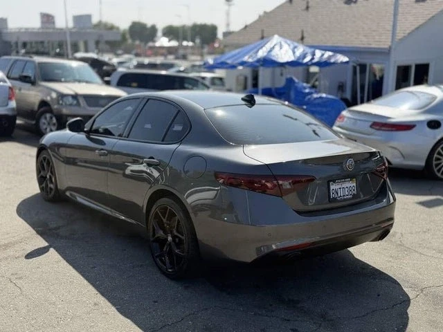 2019 Alfa Romeo Giulia - Image 3 of 17