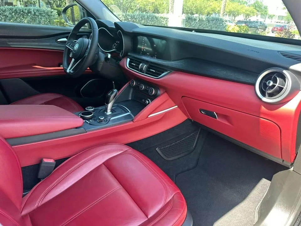 2019 Alfa Romeo Stelvio - Image 11 of 14