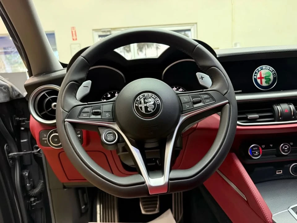2019 Alfa Romeo Stelvio - Image 5 of 20