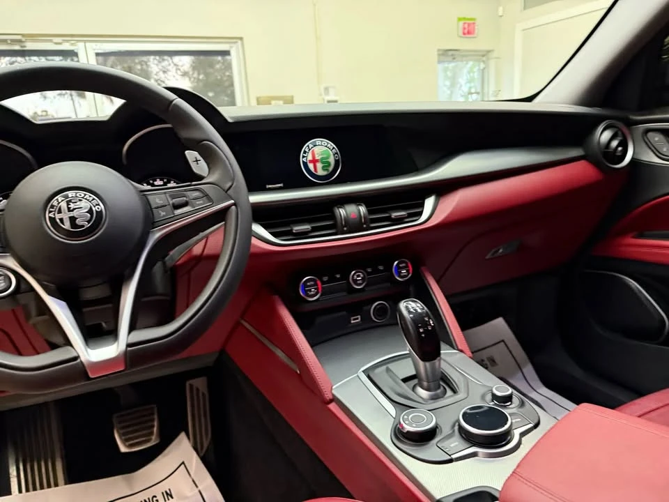 2019 Alfa Romeo Stelvio - Image 6 of 20