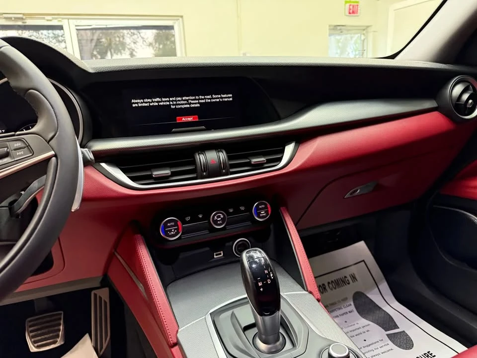2019 Alfa Romeo Stelvio - Image 8 of 20