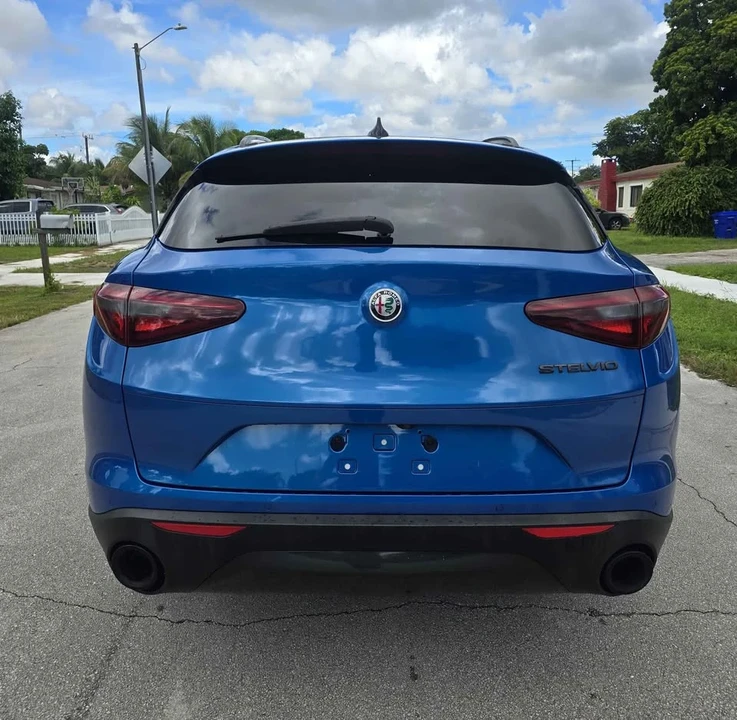 2019 Alfa Romeo Stelvio - Image 5 of 9