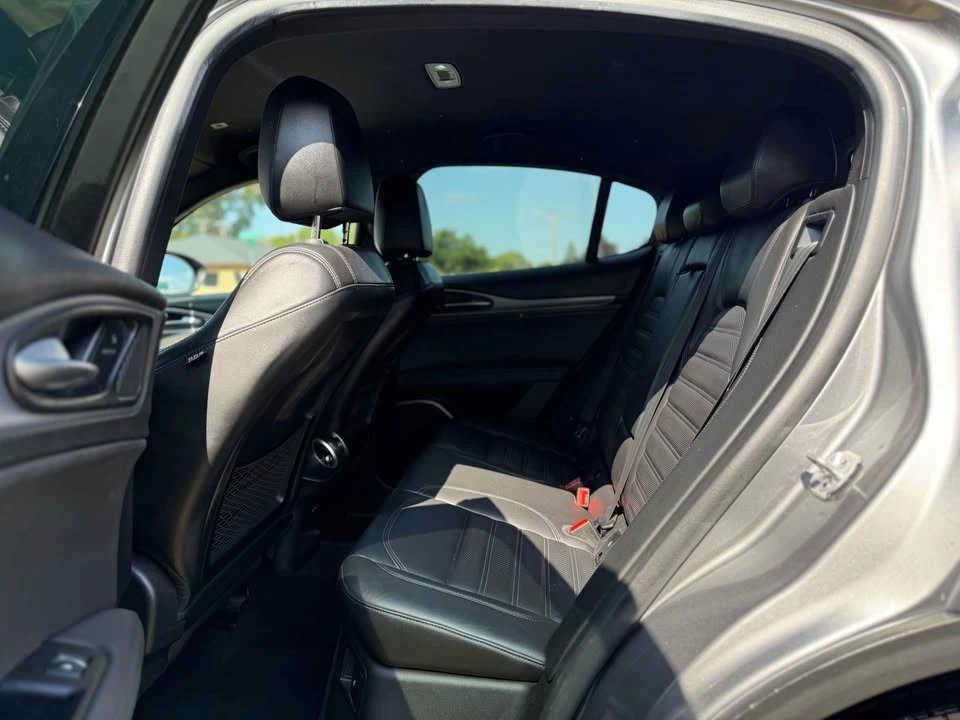 2019 Alfa Romeo Stelvio - Image 8 of 19
