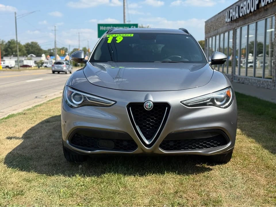 2019 Alfa Romeo Stelvio - Image 2 of 19