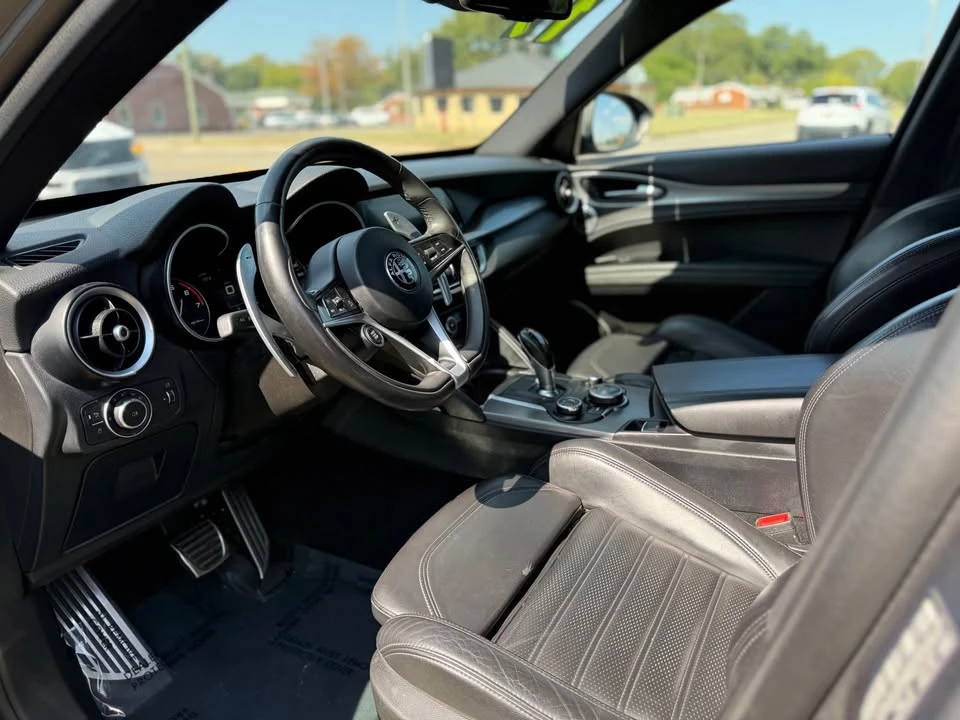 2019 Alfa Romeo Stelvio - Image 7 of 19