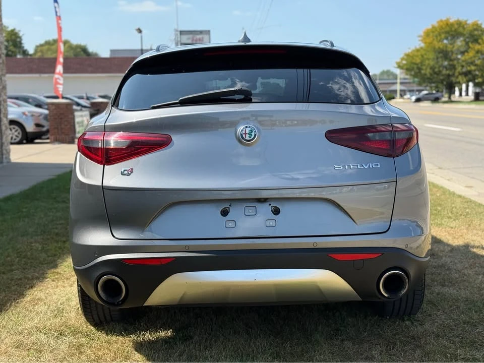 2019 Alfa Romeo Stelvio - Image 4 of 19