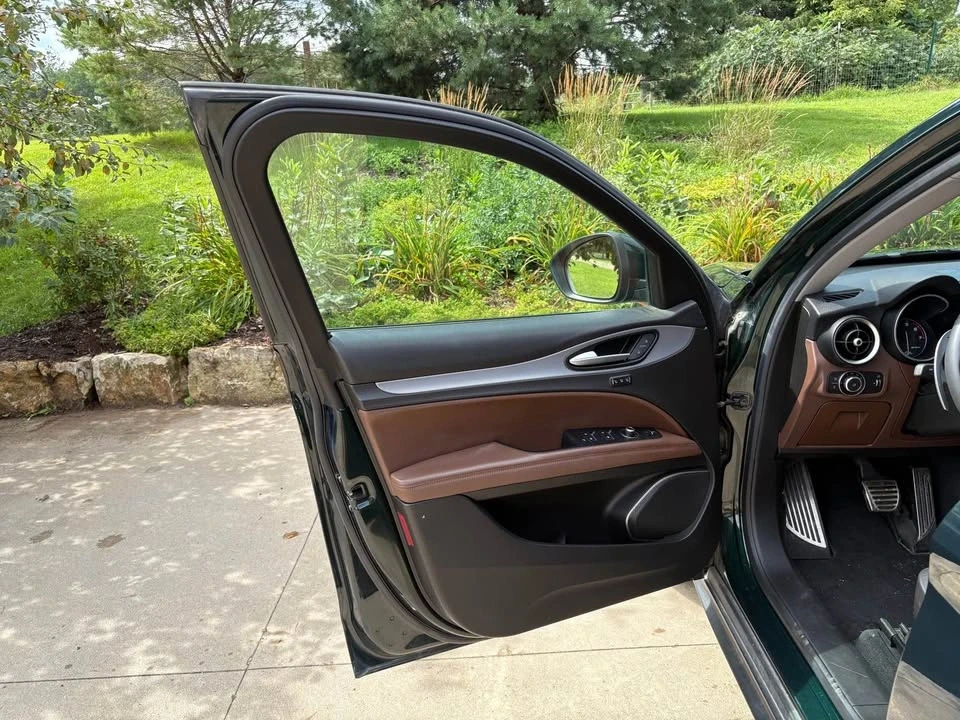 2019 Alfa Romeo Stelvio - Image 5 of 13