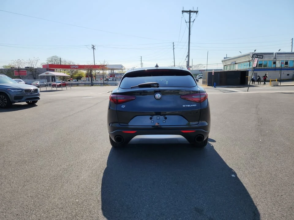 2019 Alfa Romeo Stelvio - Image 4 of 17