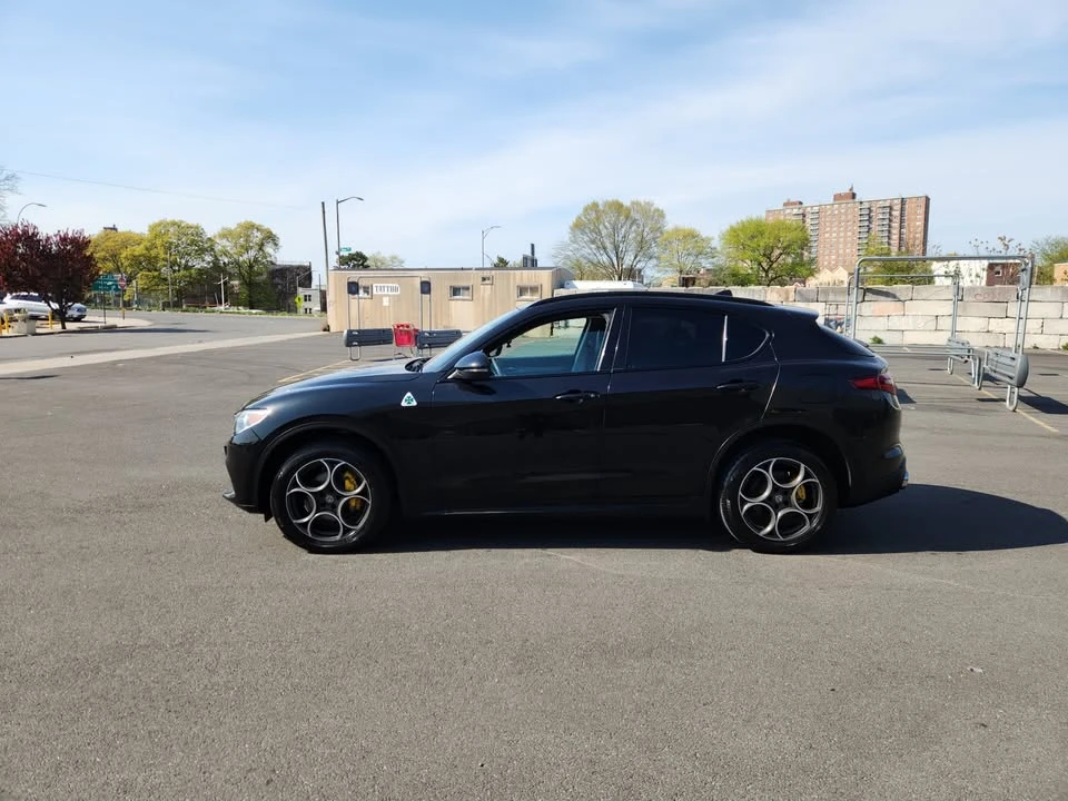 2019 Alfa Romeo Stelvio - Image 2 of 17