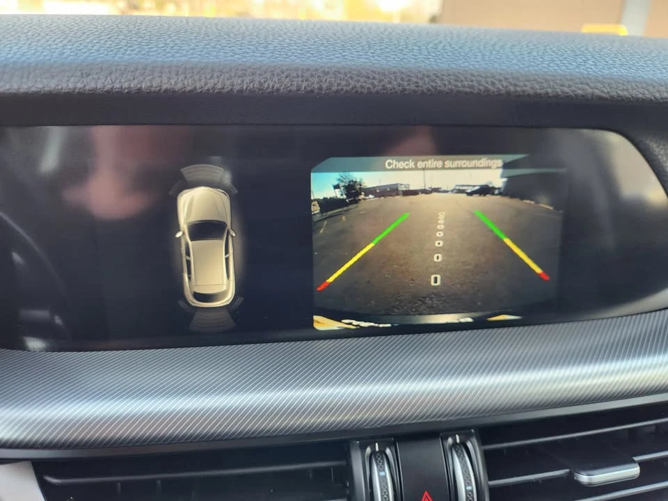 2019 Alfa Romeo Stelvio - Image 15 of 17