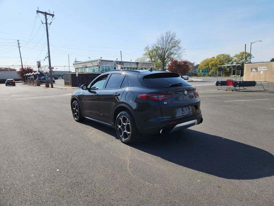 2019 Alfa Romeo Stelvio - Image 3 of 17