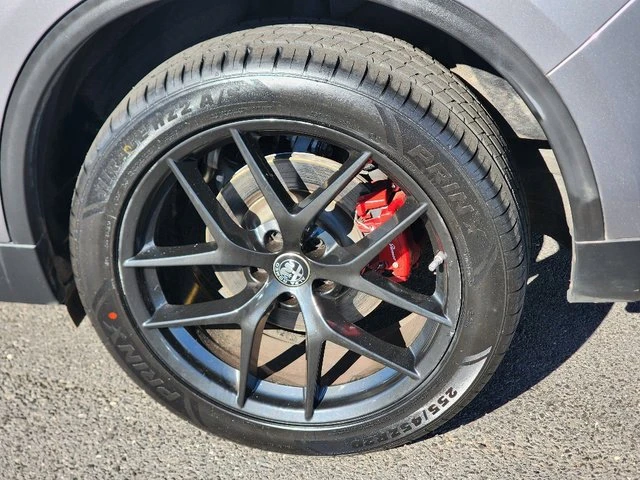 2019 Alfa Romeo Stelvio - Image 15 of 20