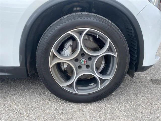 2019 Alfa Romeo Stelvio - Image 9 of 20