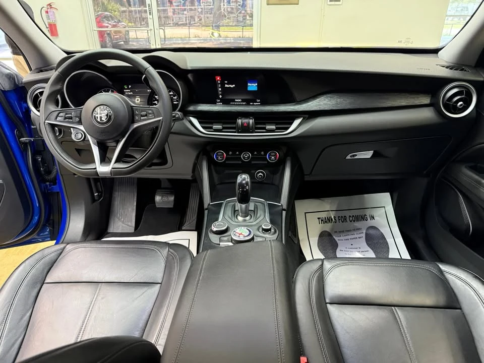 2019 Alfa Romeo Stelvio - Image 11 of 20