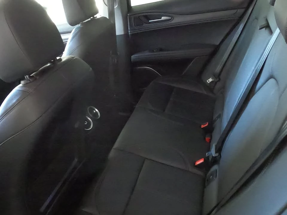 2019 Alfa Romeo Stelvio - Image 14 of 18