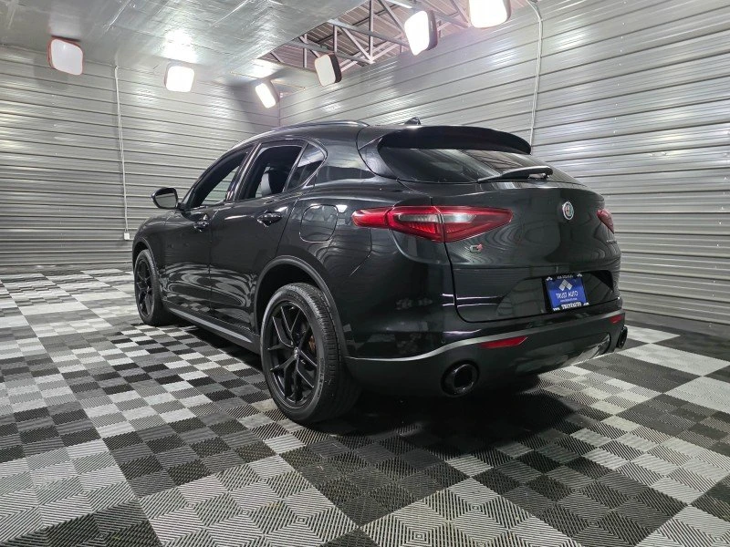 2019 Alfa Romeo Stelvio - Image 6 of 18