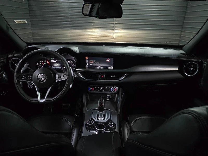2019 Alfa Romeo Stelvio - Image 8 of 18