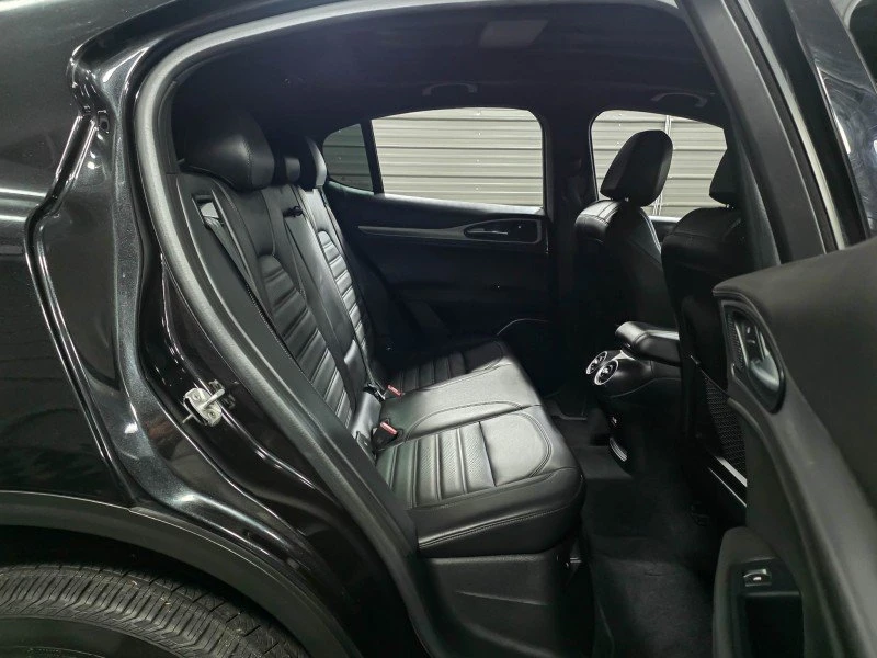 2019 Alfa Romeo Stelvio - Image 9 of 18