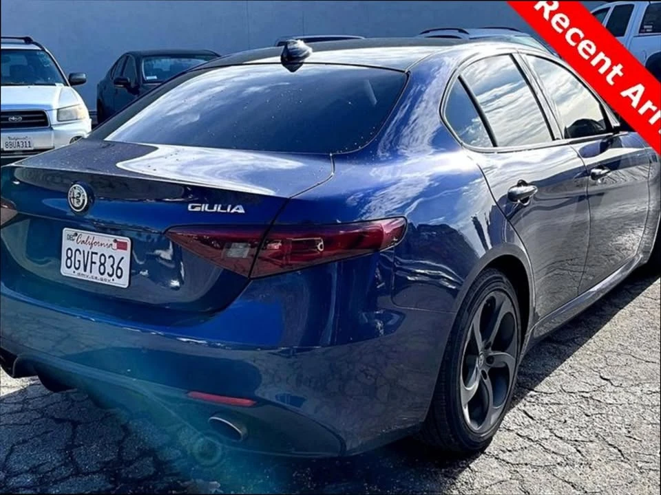 2019 Alfa Romeo Giulia - Image 4 of 9