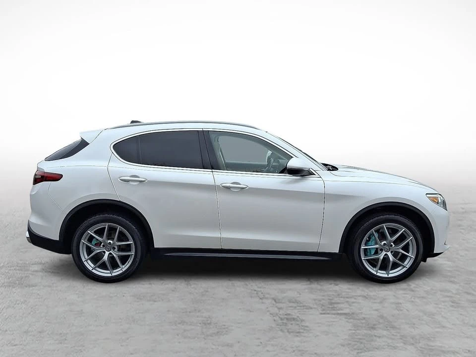 2019 Alfa Romeo Stelvio - Image 6 of 17