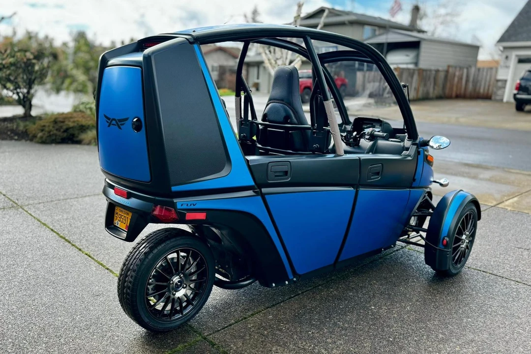 2019 Arcimoto - Image 4 of 31