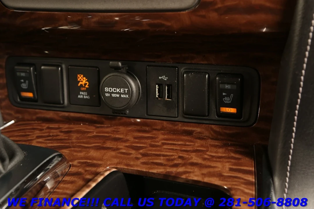 2019 Nissan Armada - Image 18 of 21