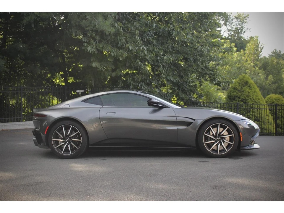 2019 Aston Martin V8 Vantage (2019+) - Image 10 of 31