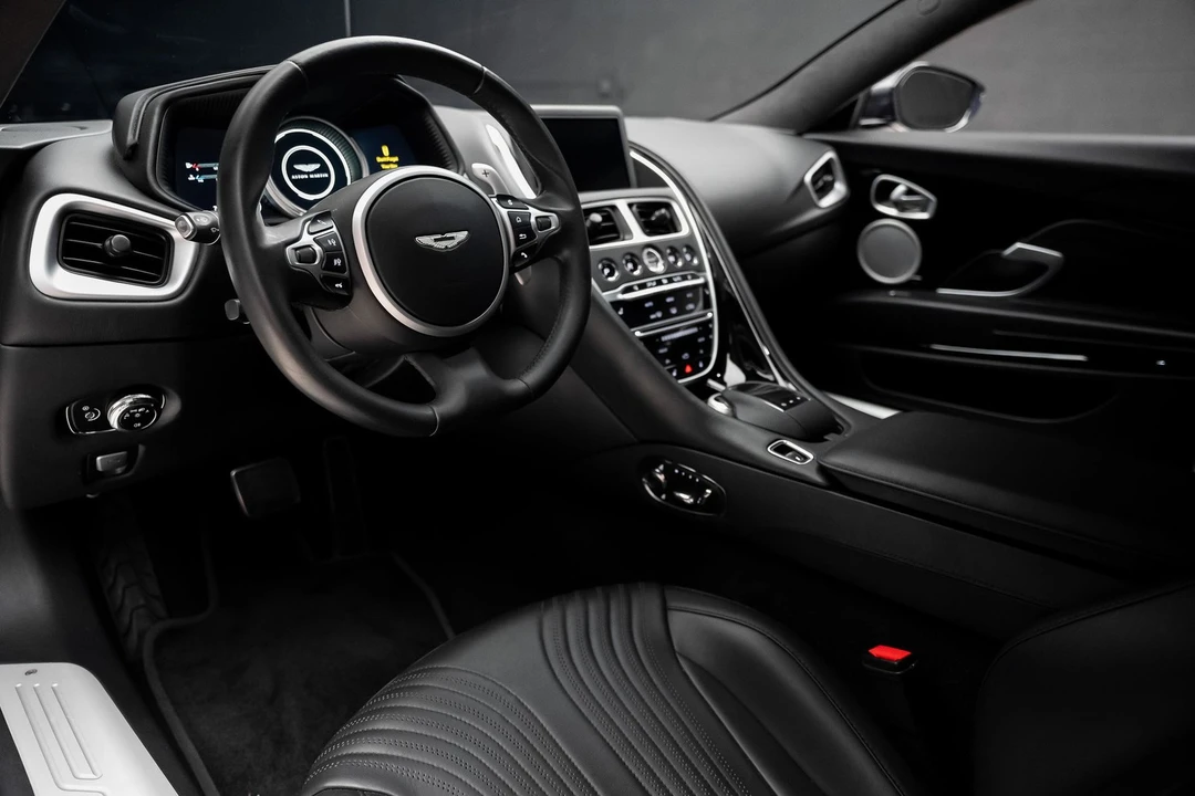 2019 Aston Martin DB11 - Image 2 of 31