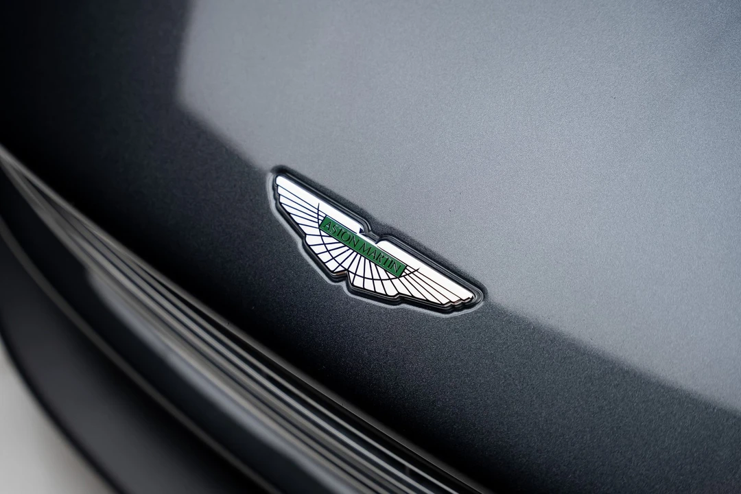 2019 Aston Martin DB11 - Image 13 of 31