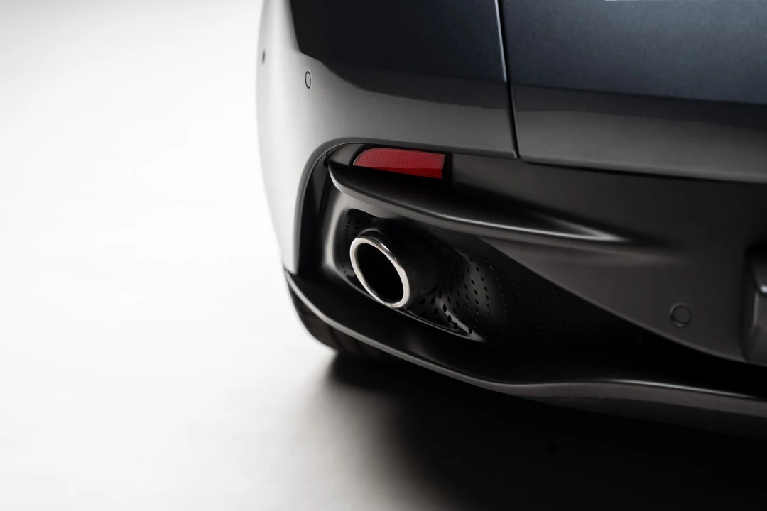2019 Aston Martin DB11 - Image 30 of 31