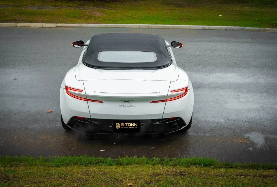 2019 Aston Martin DB11 - Image 8 of 10