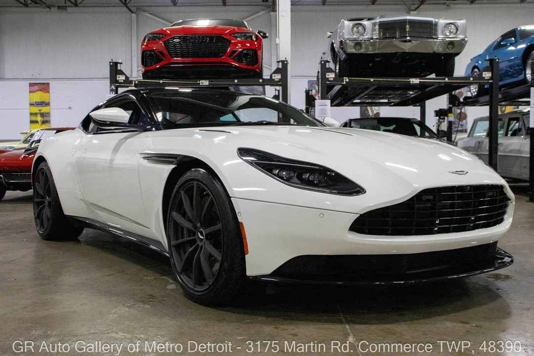 2019 Aston Martin DB11 AMR - Image 10 of 12