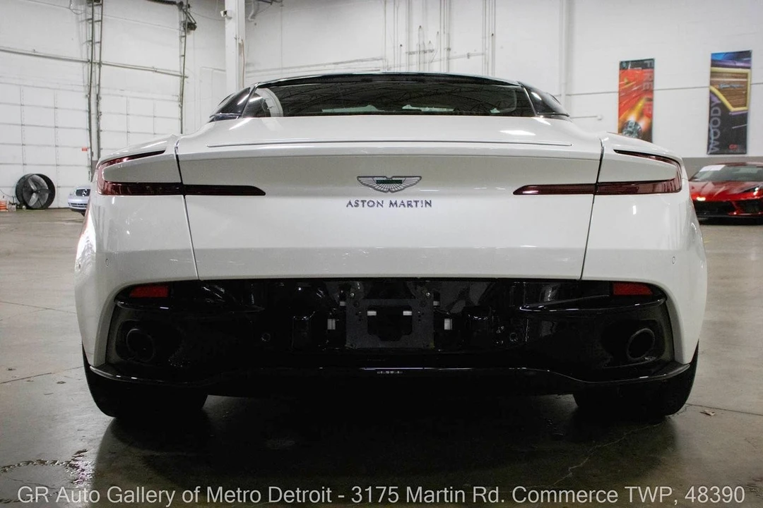 2019 Aston Martin DB11 AMR - Image 6 of 12