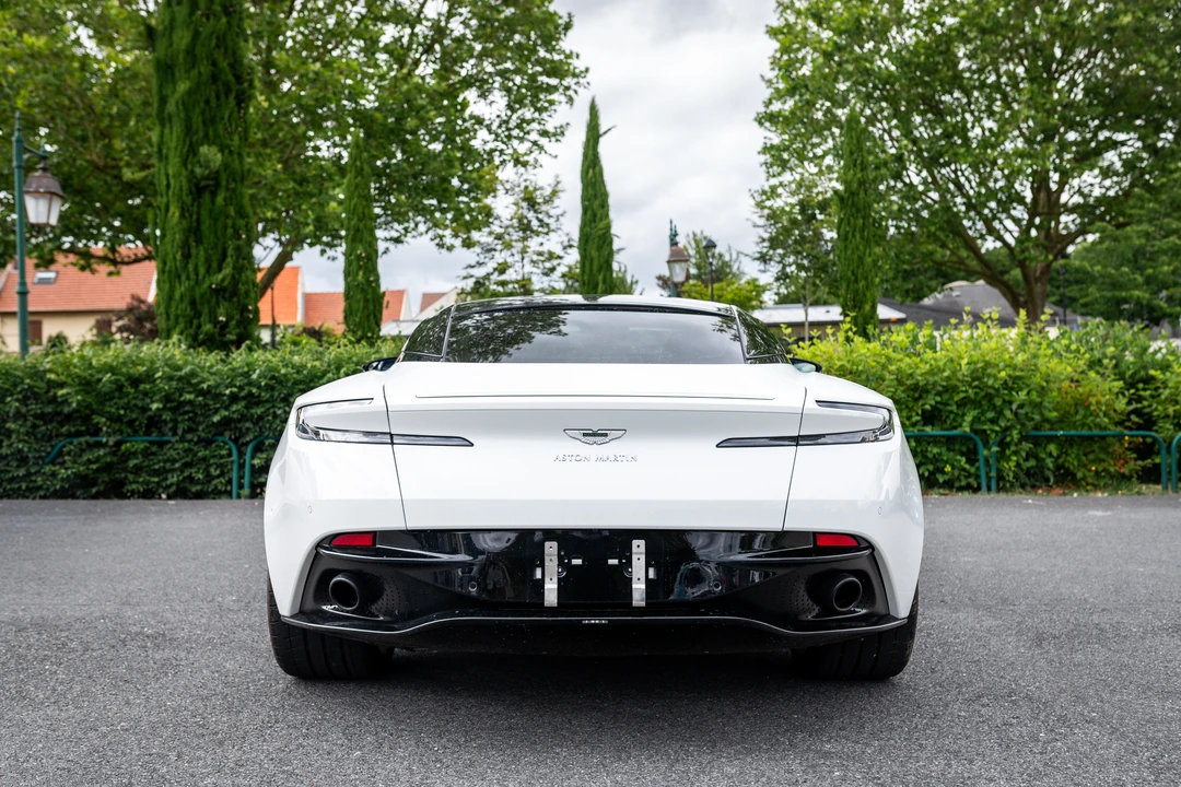 2019 Aston Martin DB11 AMR - Image 6 of 31