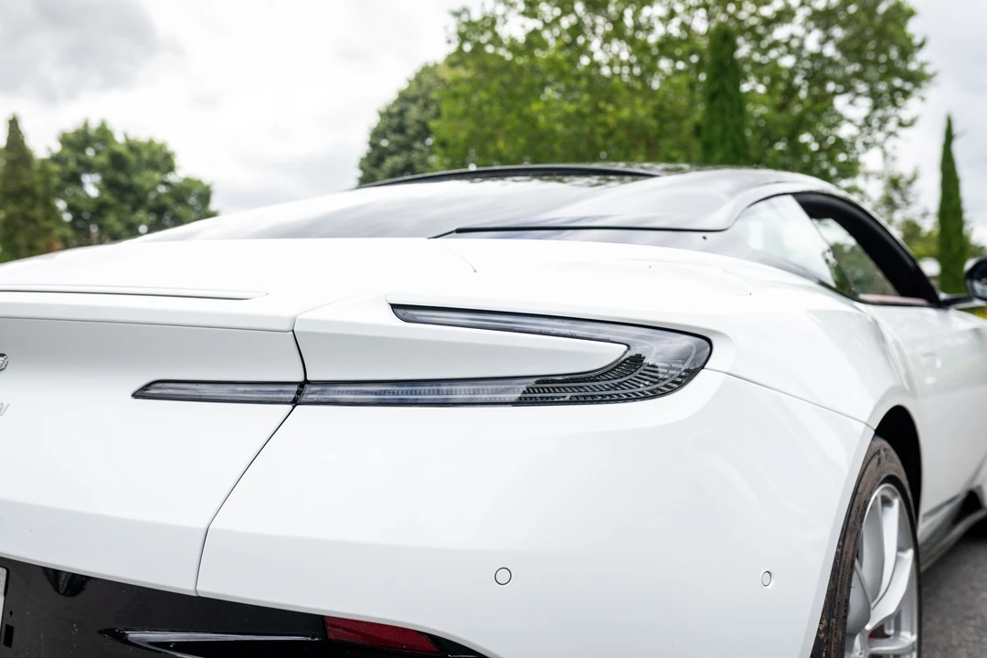 2019 Aston Martin DB11 AMR - Image 31 of 31