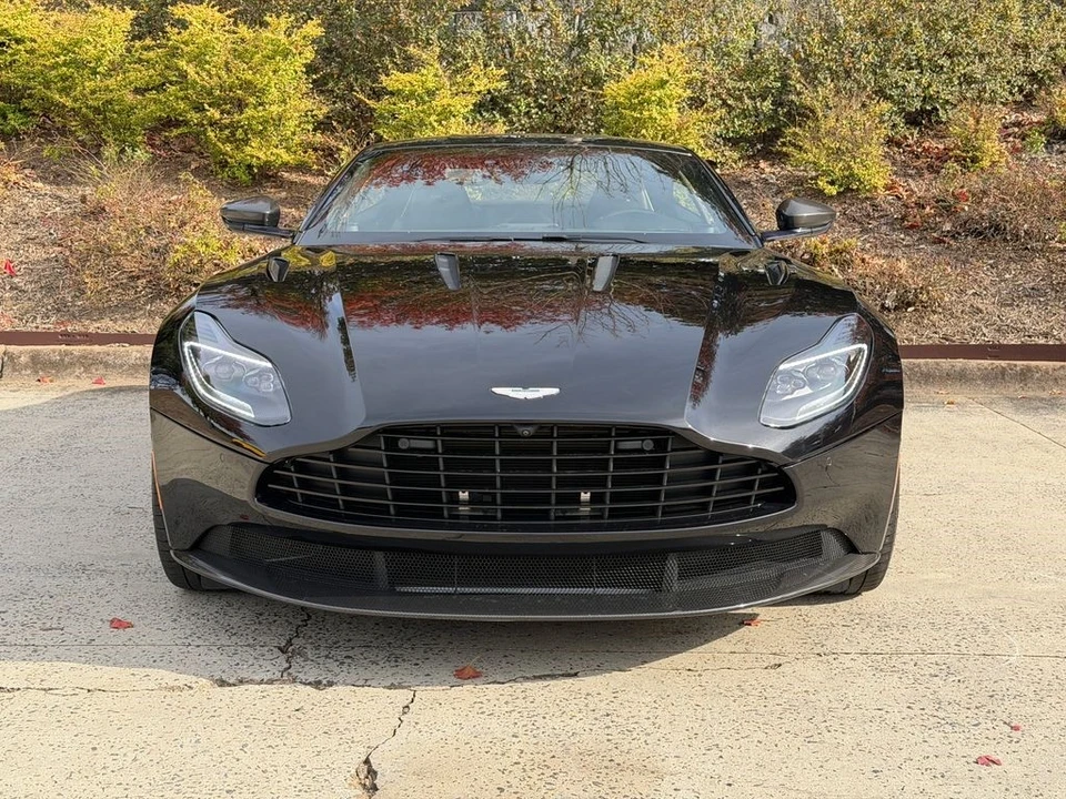 2019 Aston Martin DB11 AMR - Image 10 of 21