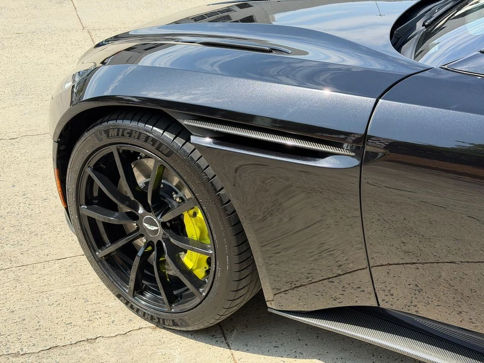 2019 Aston Martin DB11 AMR - Image 10 of 31