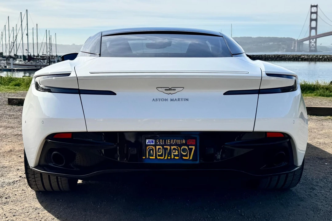 2019 Aston Martin DB11 AMR - Image 5 of 31
