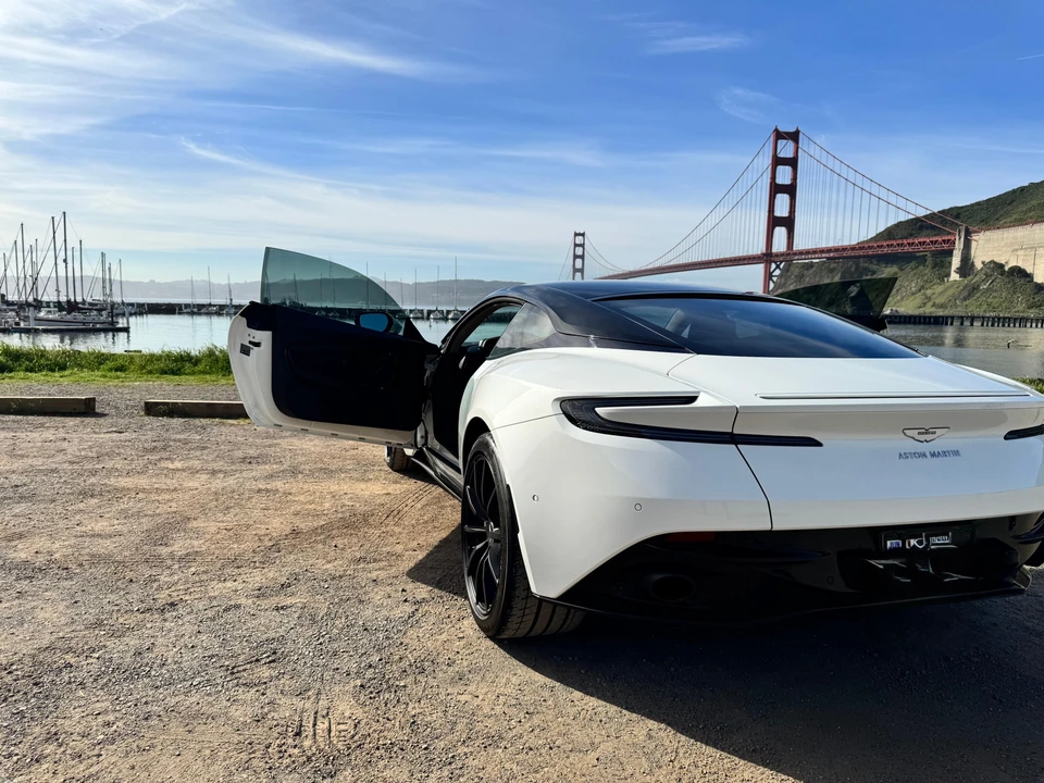 2019 Aston Martin DB11 AMR - Image 15 of 31