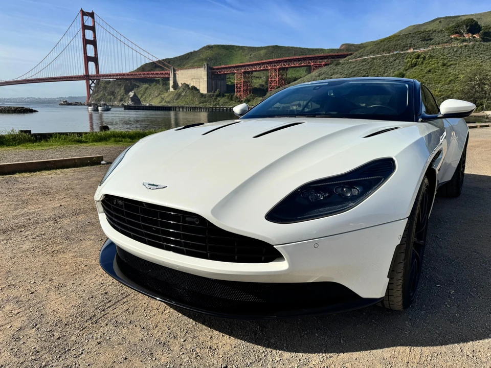 2019 Aston Martin DB11 AMR - Image 7 of 31