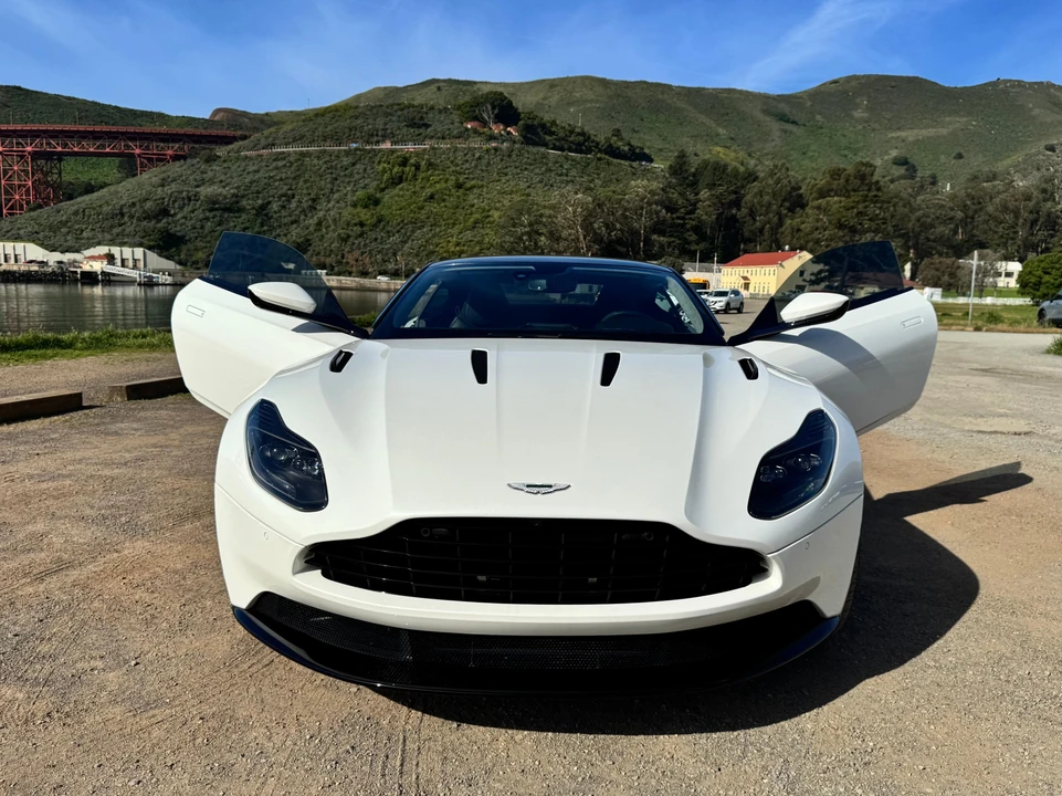 2019 Aston Martin DB11 AMR - Image 13 of 31