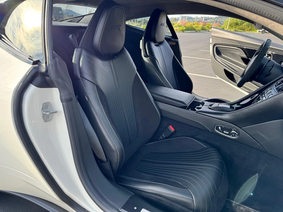2019 Aston Martin DB11 AMR - Image 26 of 31