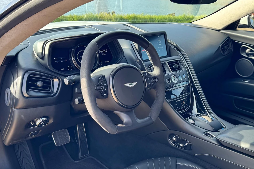 2019 Aston Martin DB11 AMR - Image 21 of 31