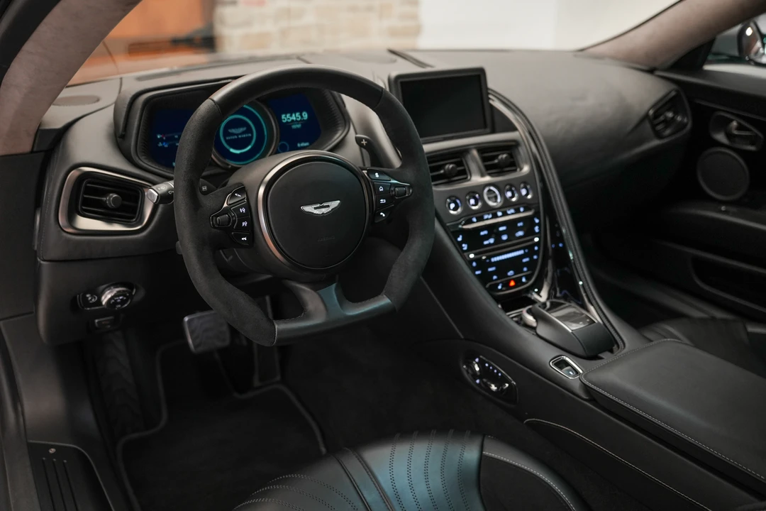 2019 Aston Martin DB11 AMR - Image 6 of 7